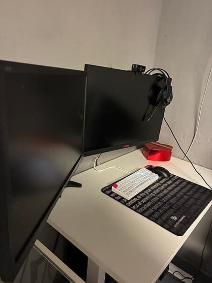 Komplett Gaming Setup
