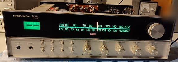 Harman Kardon 630 twin power receiver i fint skick