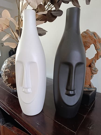 två fina stora modernistiska vas vaser skulptur skulpturer