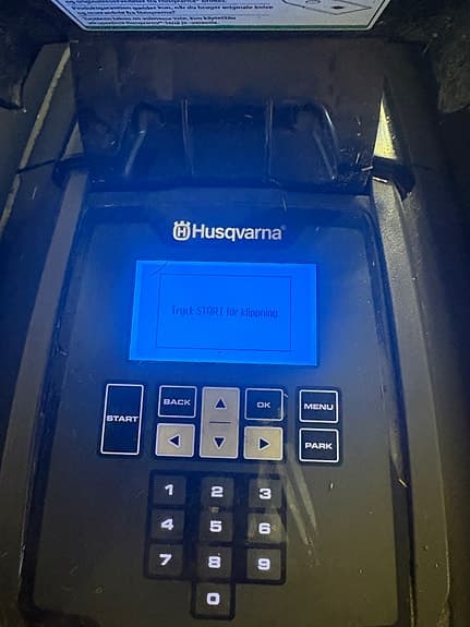 Husqvarna Automower 450X – Endast 342 timmar – Mycket fint skick