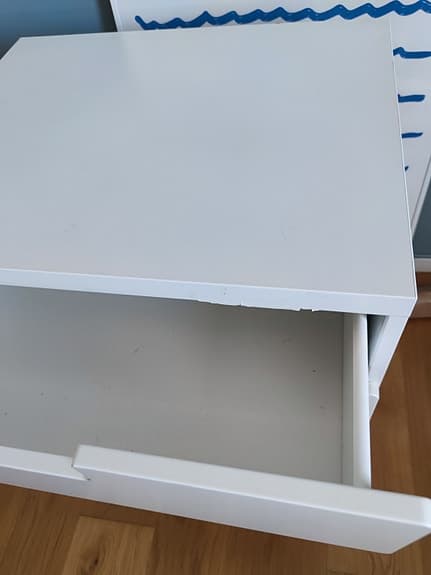 Ikea byrå med 4 lådor
