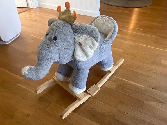 Gunghäst - elefant