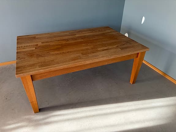 Soffbord i ek