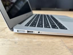 MacBook Air 2017 13 tum till salu