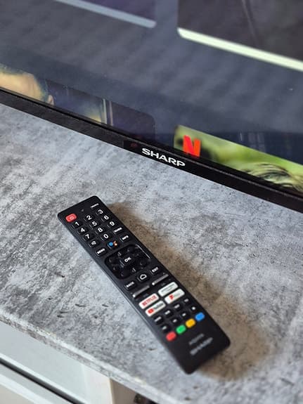 Smart tv 65tum