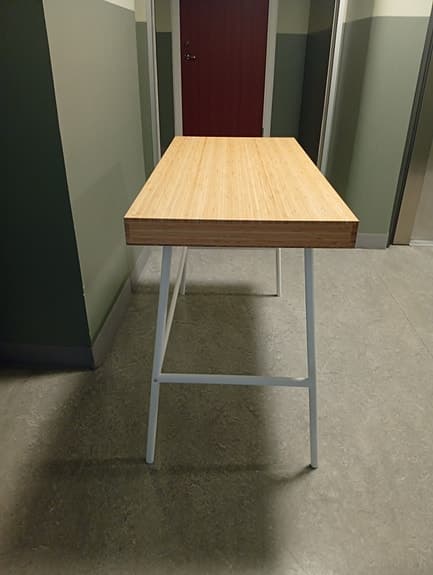 Litet skrivbord i bambu - Lillåsen IKEA