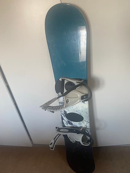 Stuf snowboard blå med bindningar