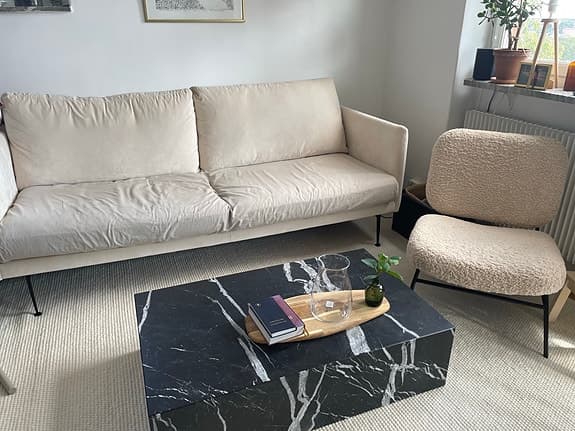 SWEEF 2,5 sits