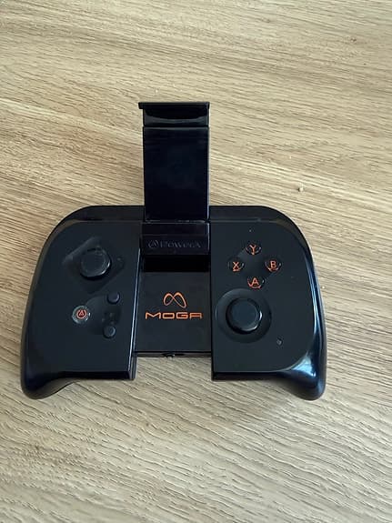 MOGA spelkontroll svart för mobil