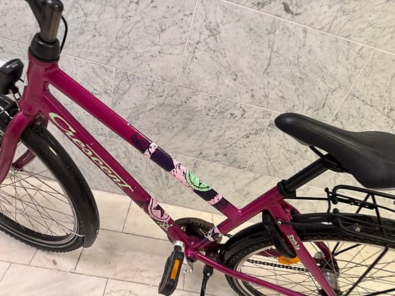 Nyservad lila Crescent barncykel 24"