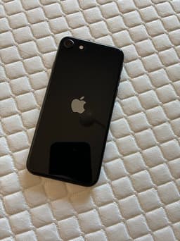 Apple iPhone SE (2-3 gen) mobil 64 GB svart