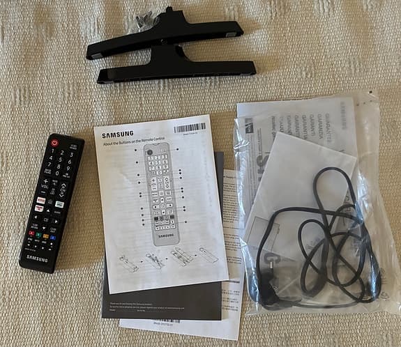 Samsung 32' TV säljes UE32T4305AE. Kvitto Finns! Endast använd i 1 månad