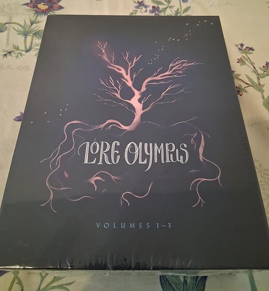 Säljer Lore Olympus bok-box 📚