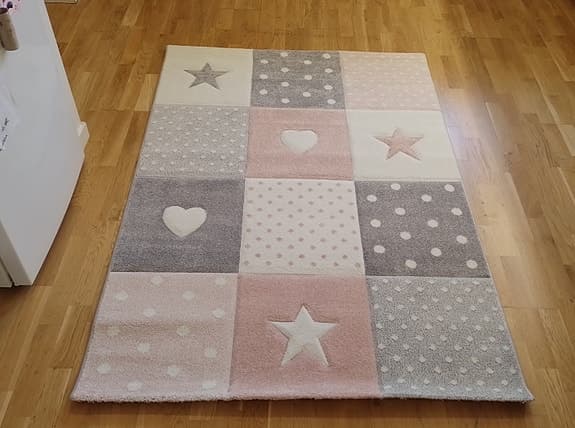 Matta / Barnmatta " Atlas Star " från KM Carpets - Stl: 120*170 cm - NY
