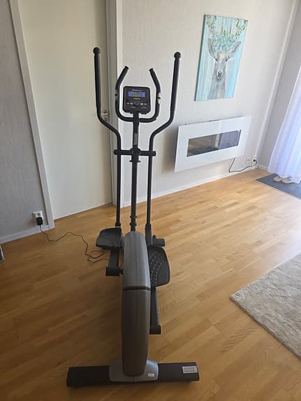 Crosstrainer - Epsilon Exceed XT90