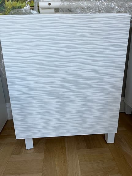 IKEA 3 vita byråer med strukturerad front