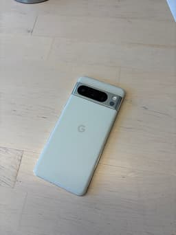 Google Pixel 8 Pro