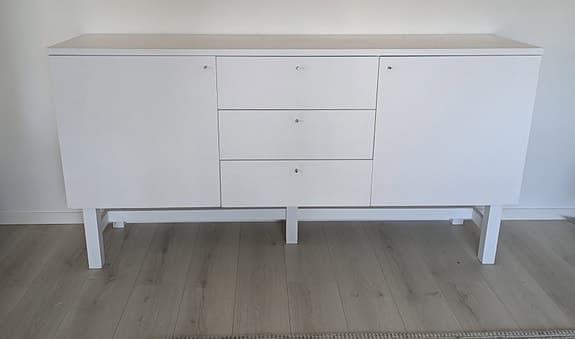 Skänk/Sideboard/byrå