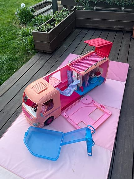 Barbie husbil