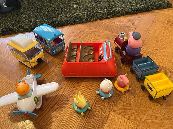 Greta Gris, Paw Patrol och babblarna mjukisdjur med mera