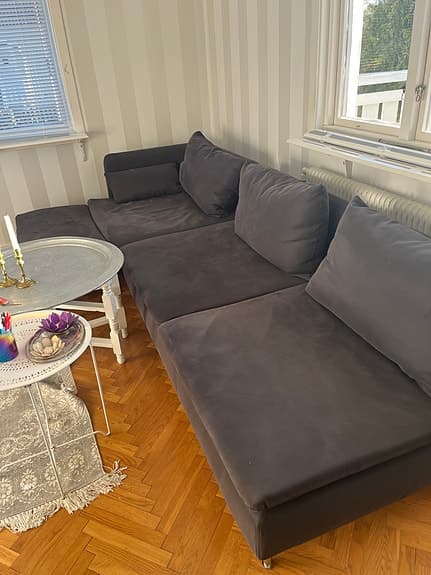 IKEA hörnsoffa med schäslong mörkgrå