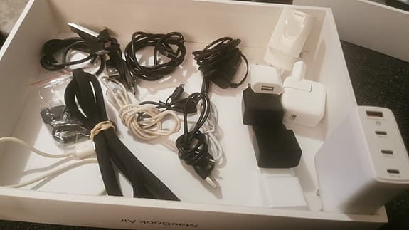 Blandade laddare & kablar – USB, nätadaptrar, Apple m.m.