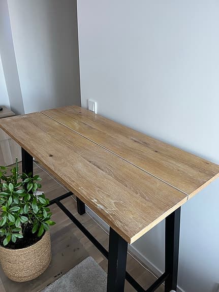 Matbord/barbord massiv ek