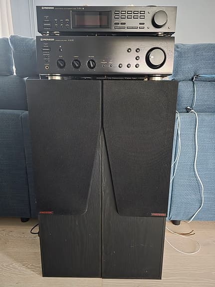 Pioneer förstärkare och Proton högtalare