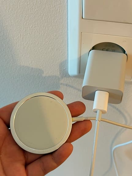 Apple MagSafe laddare （original）+ adapter（not original）