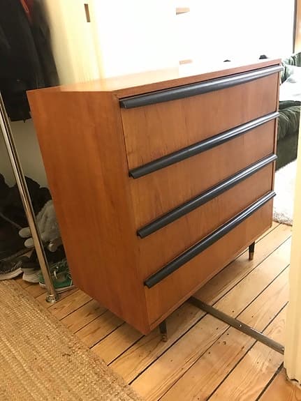 60-talsbyrå i teakfanér