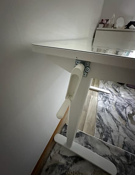 Höj och sänkbart skrivbord
