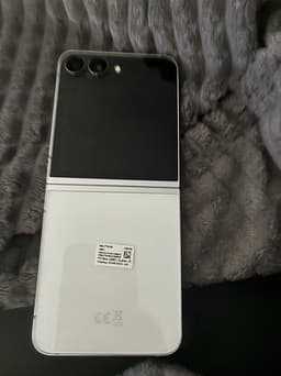 Samsung Galaxy Z Flip7 FE mobil 256 GB