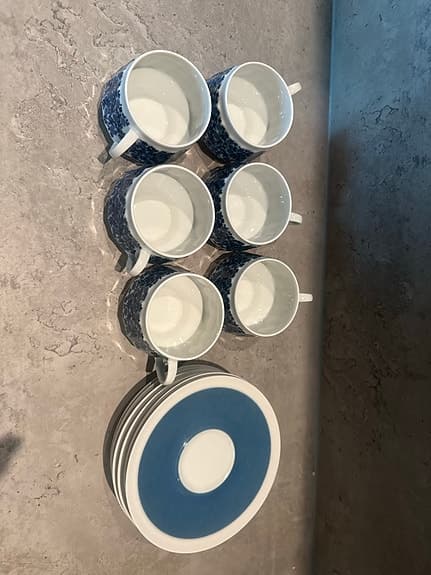 Arabia Doria kaffekoppar med fat blåvit