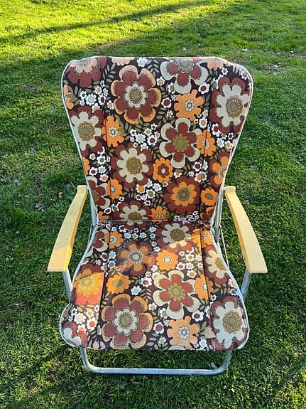 2 st retro trädgårdsstolar med blommigt tyg