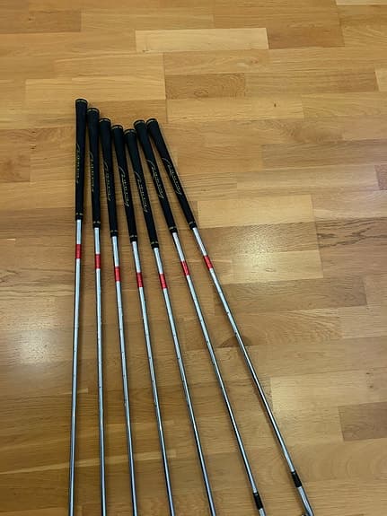 Mizuno järnset 3–9 + wedges – bra skick