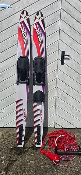 O’Brien Icon vattenskidor med draglina