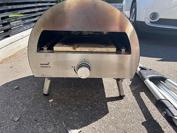 pizzaugn Mustang vesuvio 12, gasol