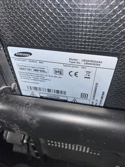 40” Samsung TV