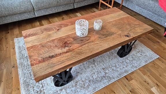 Unikt soffbord industriell design