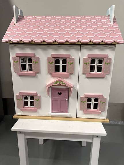 Magiskt dockhus från Le Toy Van