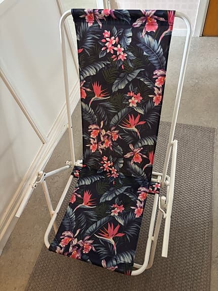 Solstol med blommigt tyg svart/multifärgad