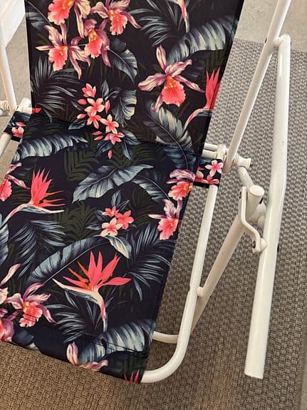 Solstol med blommigt tyg svart/multifärgad