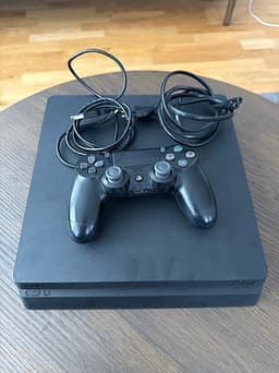 Sony Playstation 4 spelkonsol svart