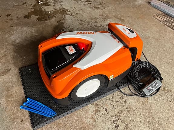 Stihl RMI 422 Imow robotgräsklippare