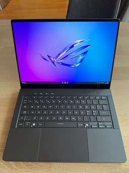 Asus Zephyrus G14 2025 5070ti