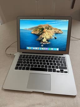 MacBook Air (13-tum, Early 2015)