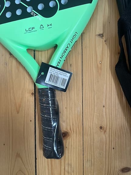 Exani padelracket grön med fodral (Helt ny)