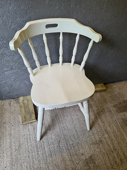 Karmstol IKEA 1970-tal, med handtag i bakkant, skön och stabil,