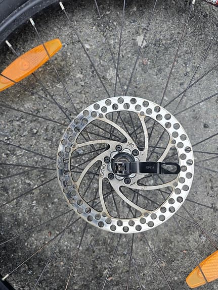 27.5 tum Cykel däck med fälg