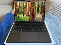 MacBook Pro M4 Pro 14,2" Rymdsvart - 512gb SSD / 24gb ram